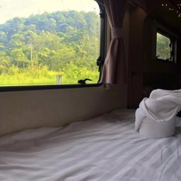 XuphaEK profile image