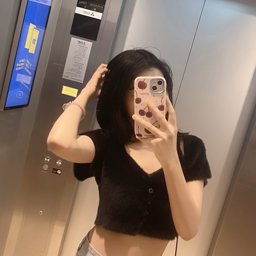 charryyy profile image