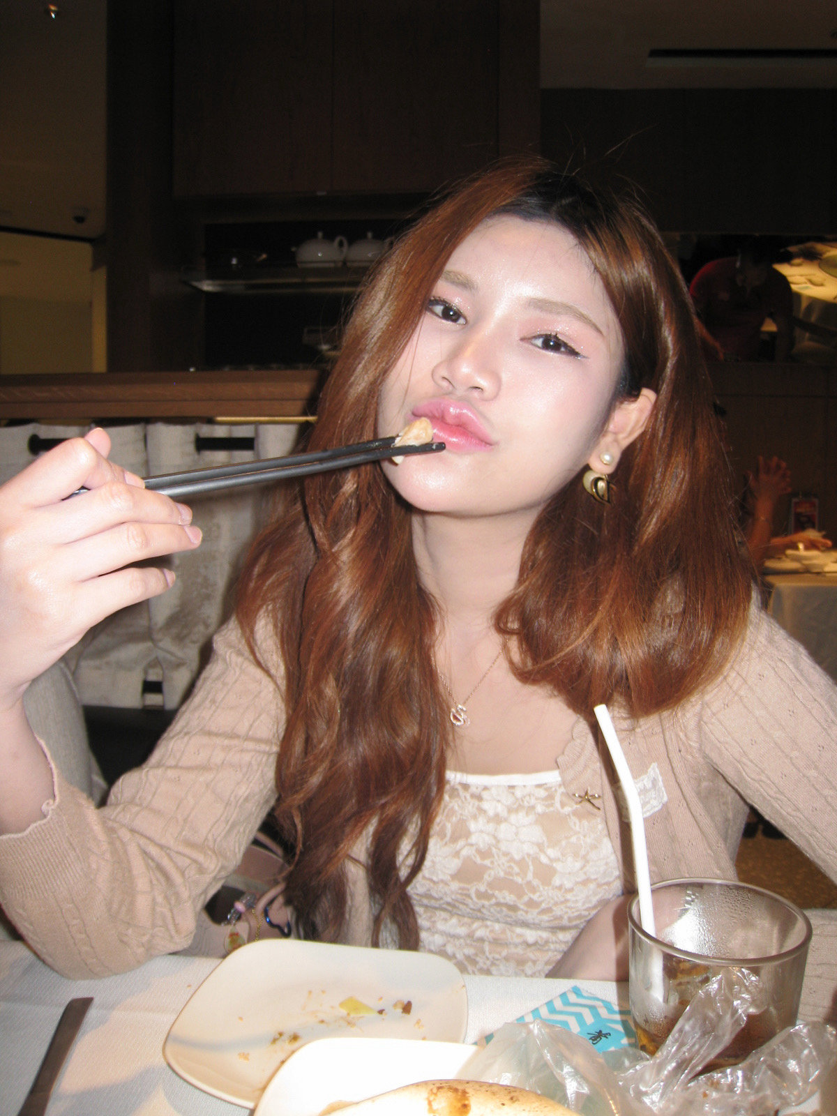 หาค่าขนม ไม่สะดวกห้อง 