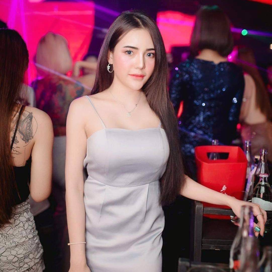 ฟ้าใส หาพี่ๆช่วยเหลือเป็นรายครั้งจ้า ขาว line : fahfahari2