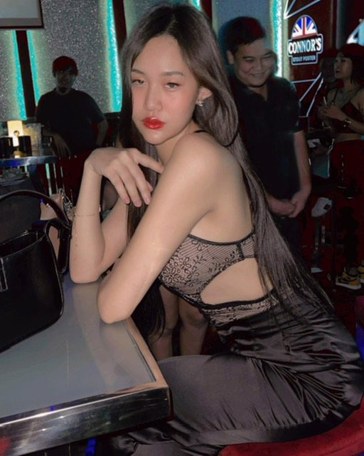 สวัสดีค่ะ หาพี่ชายอุดหนุนค่ะ หาคนช่วยค่ะ มาอุดหนุนหนูกันเยอะๆนะคะ