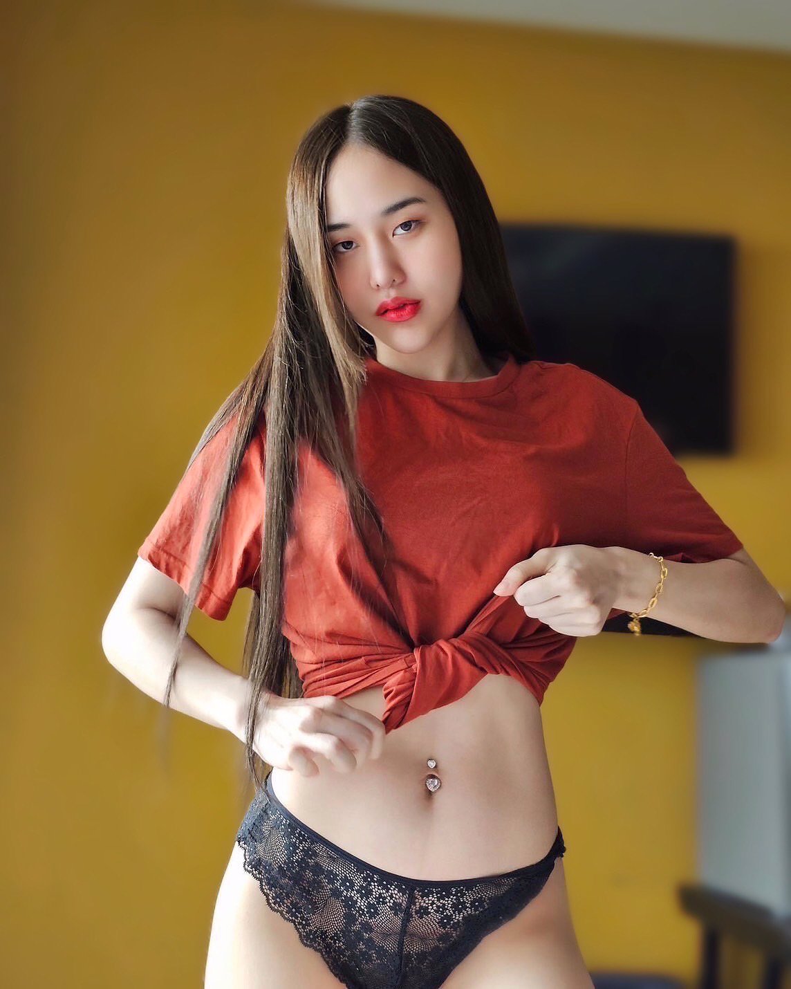 LINE- mochi2555 พี่ชายคนไหนคิดถึงแวะมาช่วยอุดหนุนคิ้ปหนูเองได้นะคะ ยินดี