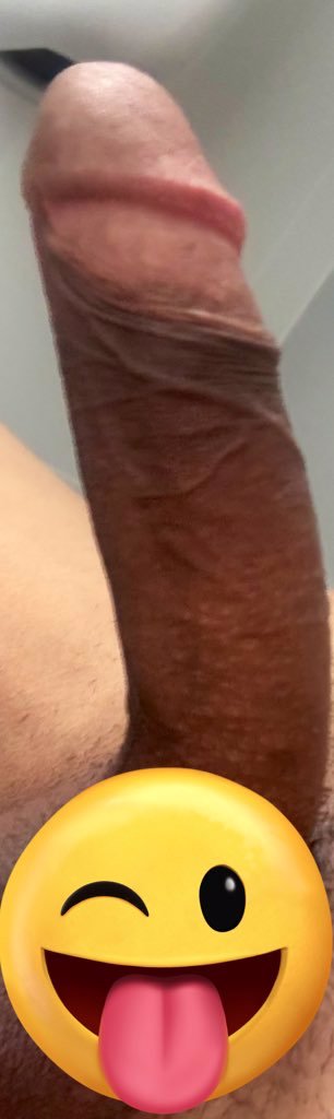 น้องชายแท้ๆ (ลองโพสครั้งแรก) หาพี่สาวใจดีหรือสาวใหญ่ชอบกินเด็กสักคนครับ หาคนเดียวระยะยาวเรื่องความอร่อยบริการเต็มที่