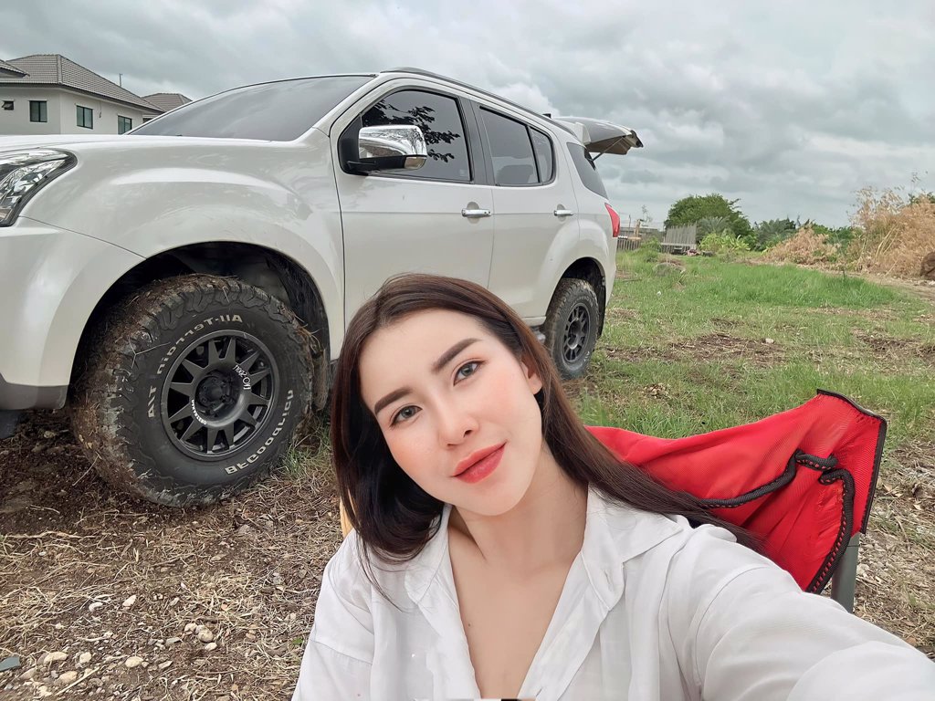 แอดไลน์มาคุยขอคุยแบบสุภาพนะค่ะ เเละคนที่จะเข้ามาขอให้มีรายได้ 50000+