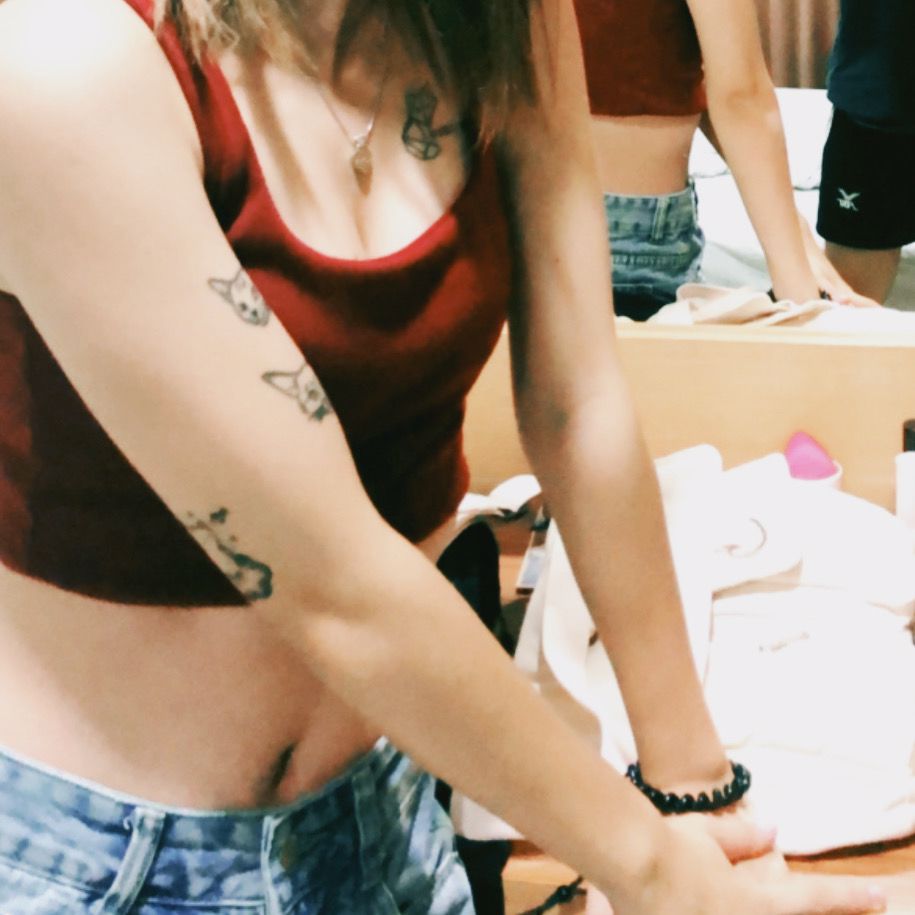 หาพี่ช่วย / ดูแลหอการค้า 