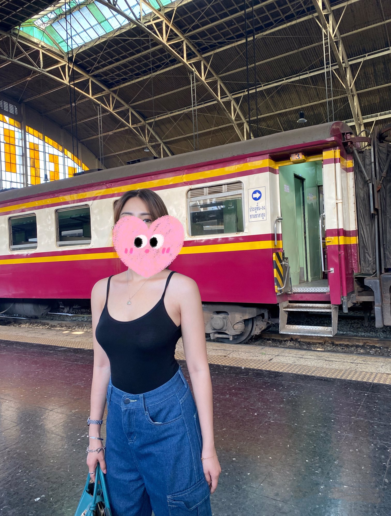 หาพี่ใจดีเปย์ ดูแล! ขายรูปXx