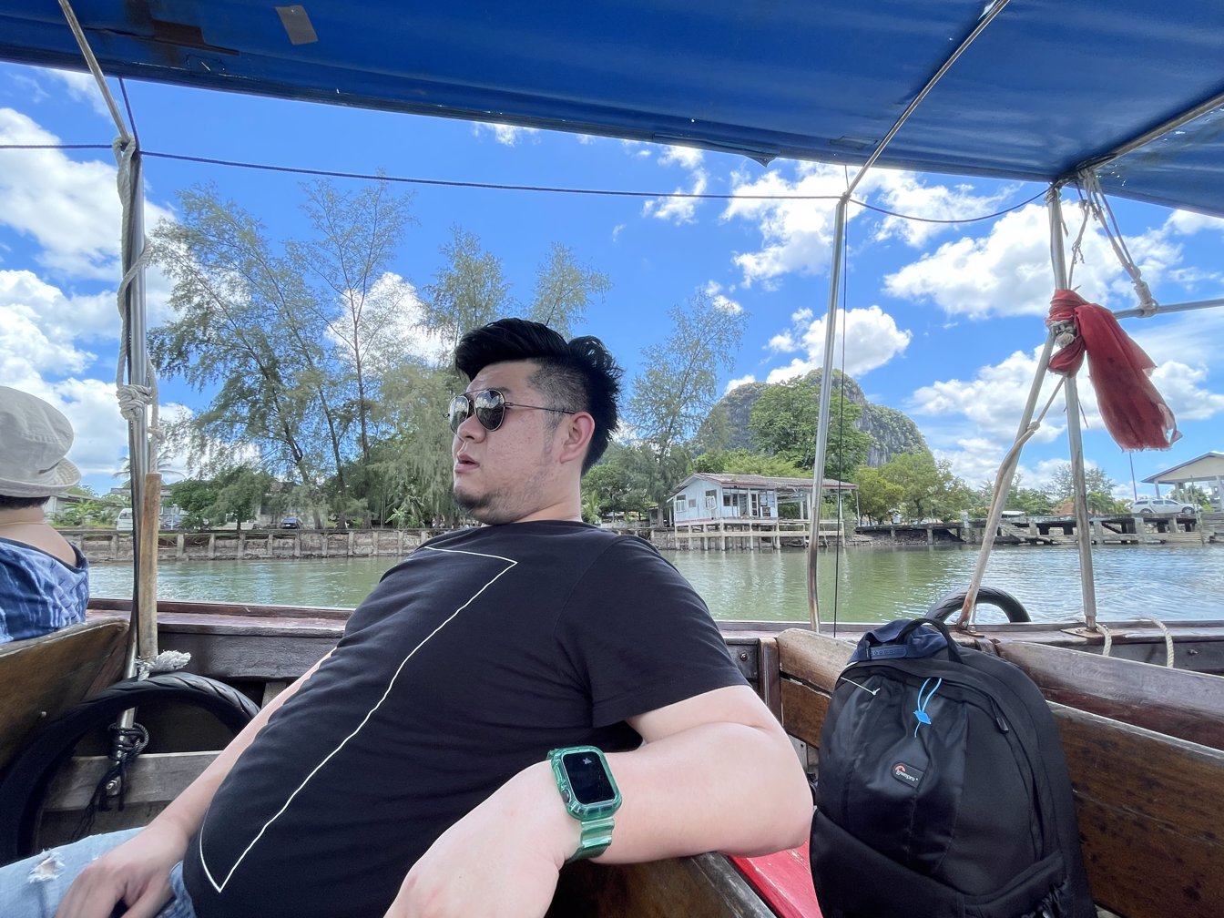 หาน้องๆคุยกันคับ ช่วยเหลืออะไรได้ว่ากันนะครับ ( มีตัวตนจริง ) 