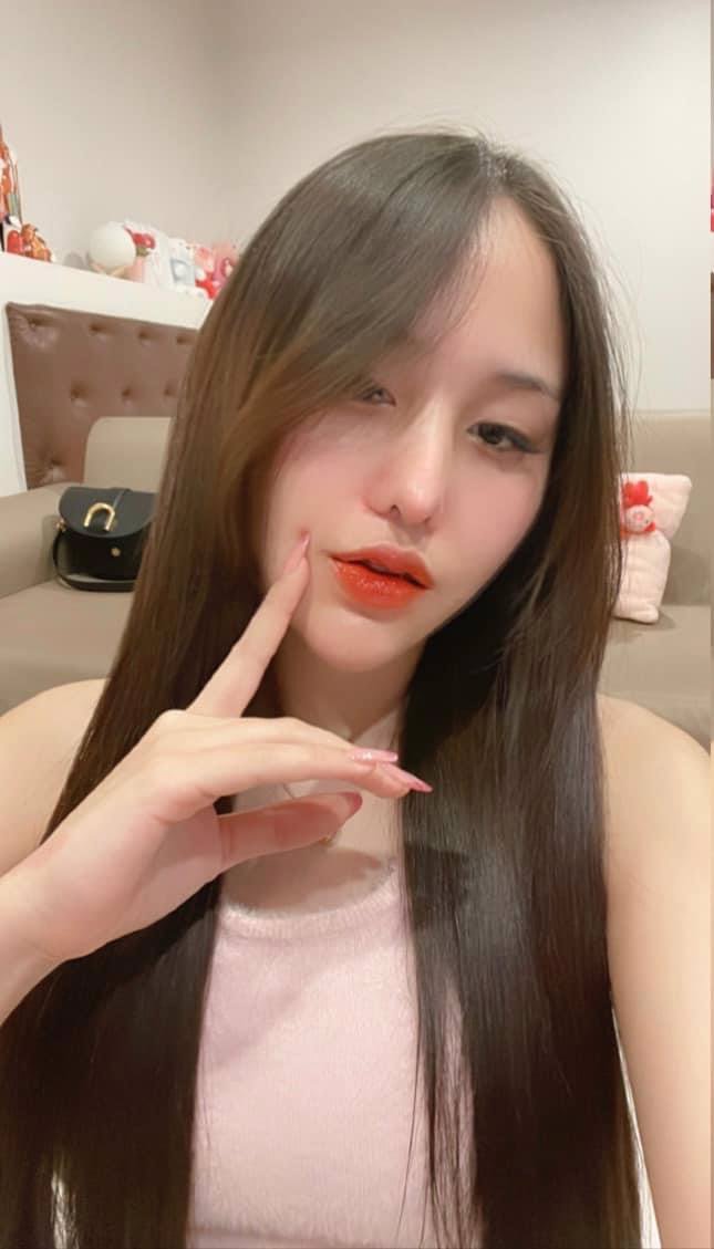 คืนนี้ว่าง หาพี่มาอุดหนุน ถูกๆทักมาคุยเลย