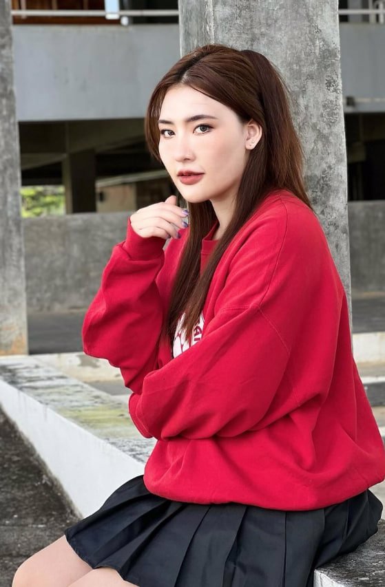 ปกติคุยกับใครก็คุยคนเดียวนะ ถ้าคุยหลายคนเค้าเรียกประชุม 😊🤣🤗 @blue-88899