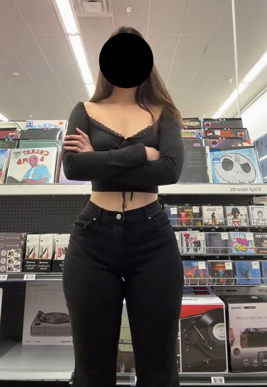 ❤️หาน้องผิวขาว หุ่นแบบในรูปเท่านั้น หุ่นดี ก้นใหญ่ ❤️