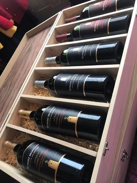 กล่องใส่ไวน์ แบบ 6 ขวด