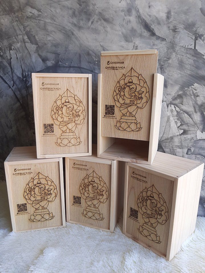 กล่องไม้ฝาสไลด์