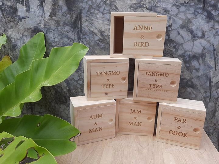 กล่องไม้ฝาสไลด์