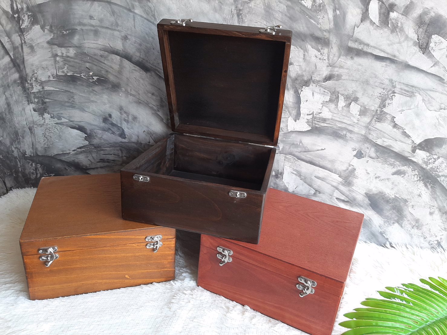 กล่องไม้ฝาล๊อค