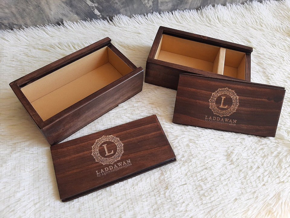 กล่องไม้ฝาสไลด์แบบบุผ้าด้านใน