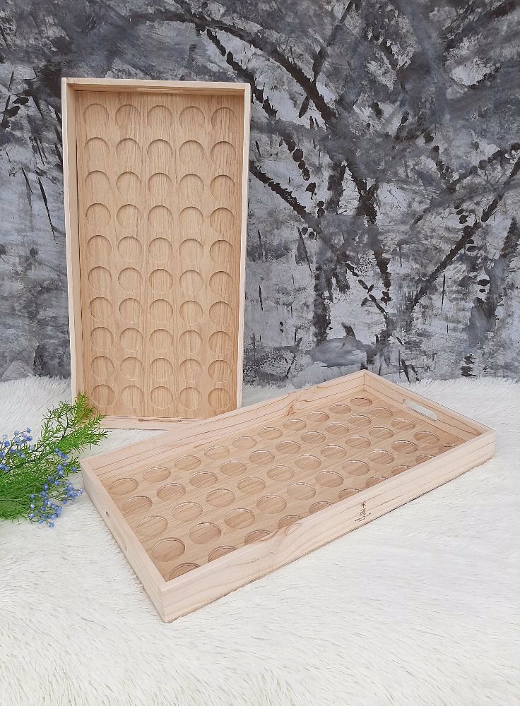 ถาดไม้สน