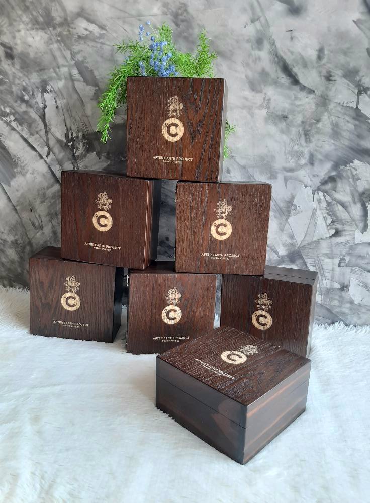 กล่องไม้ฝาล๊อคสีวอลนัท