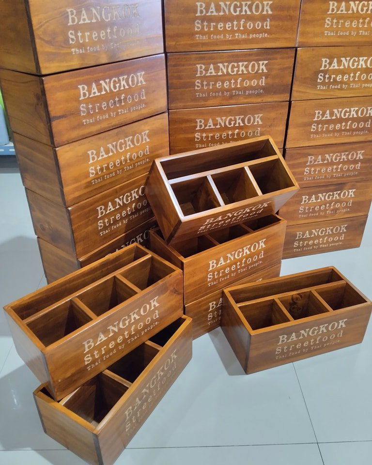 ถาดไม้ใส่อุปกรณ์เครื่องครัว