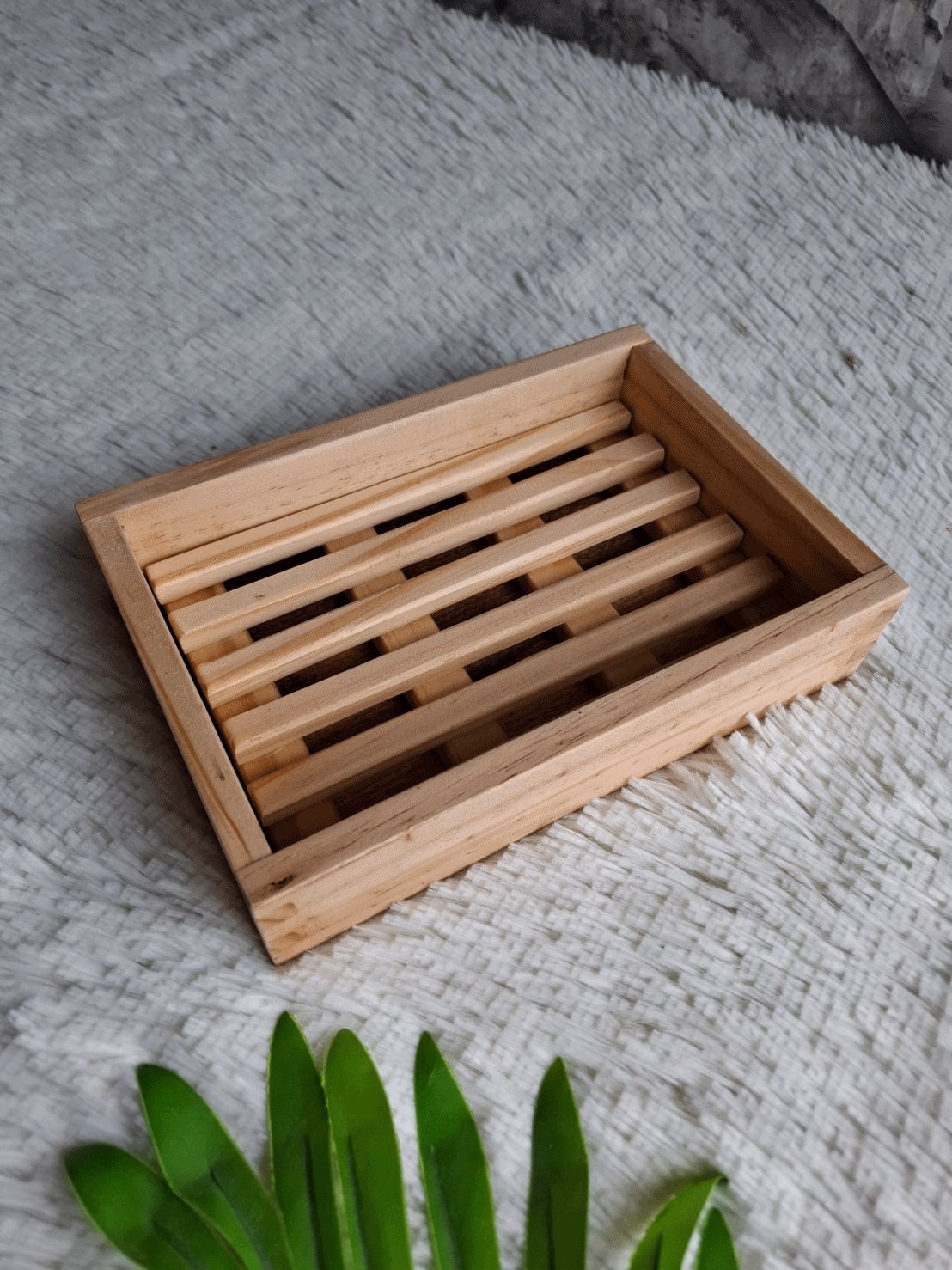 ถาดไม้ใส่อาหาร