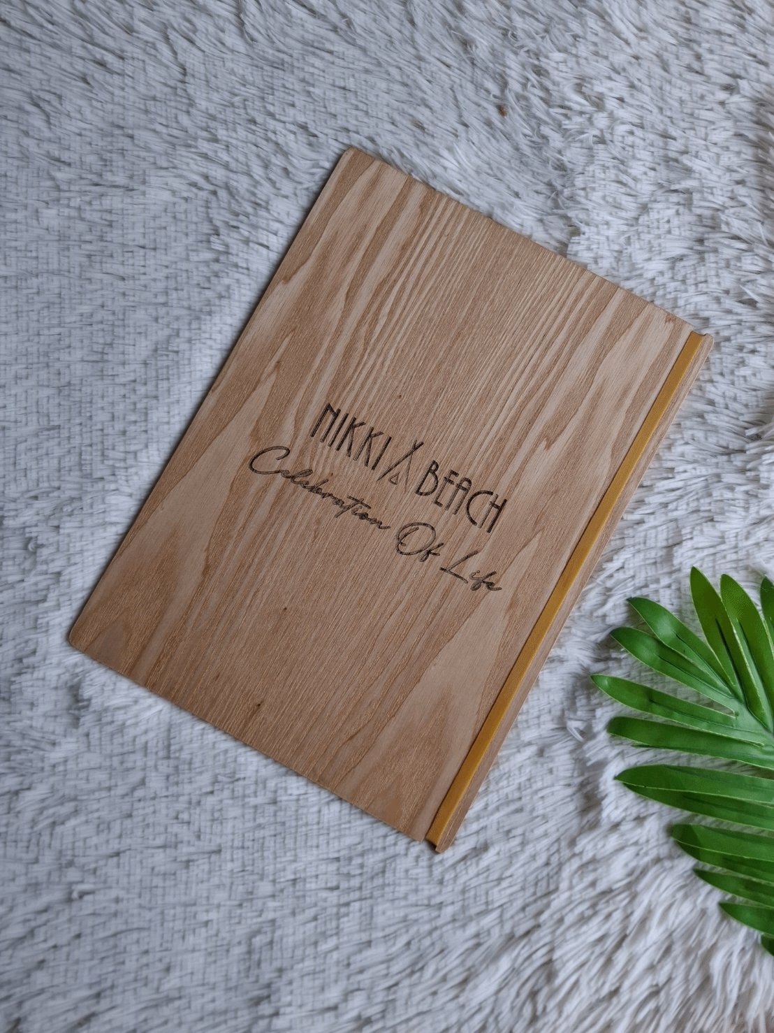 แผ่นไม้ใส่เมนู