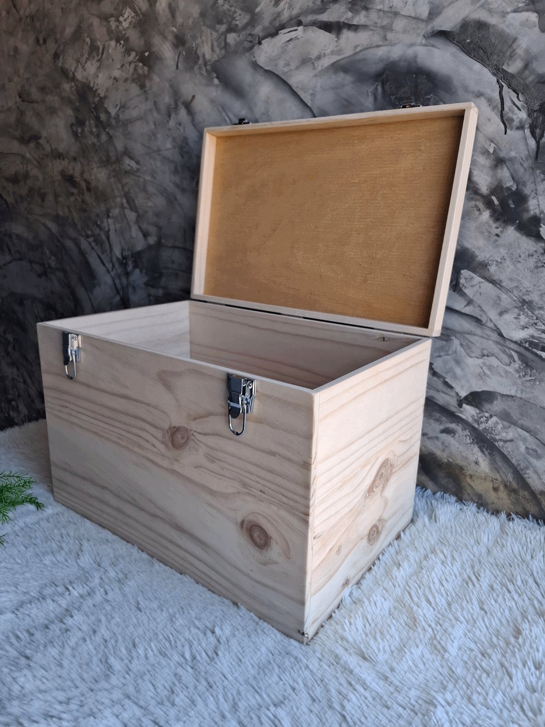 กล่องใส่งานโมเดล