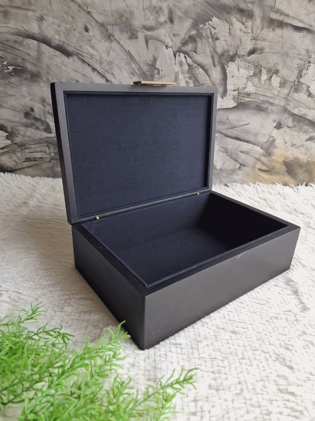 กล่องไม้สักจริง 