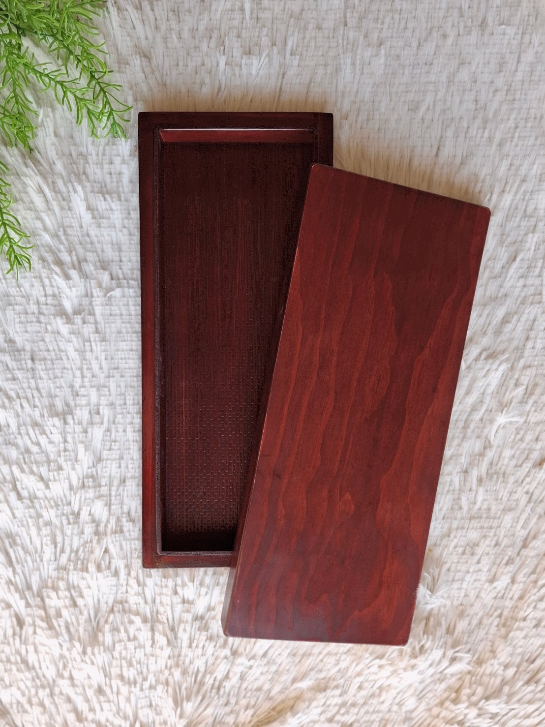 กล่องไม้แบบฝาครอป