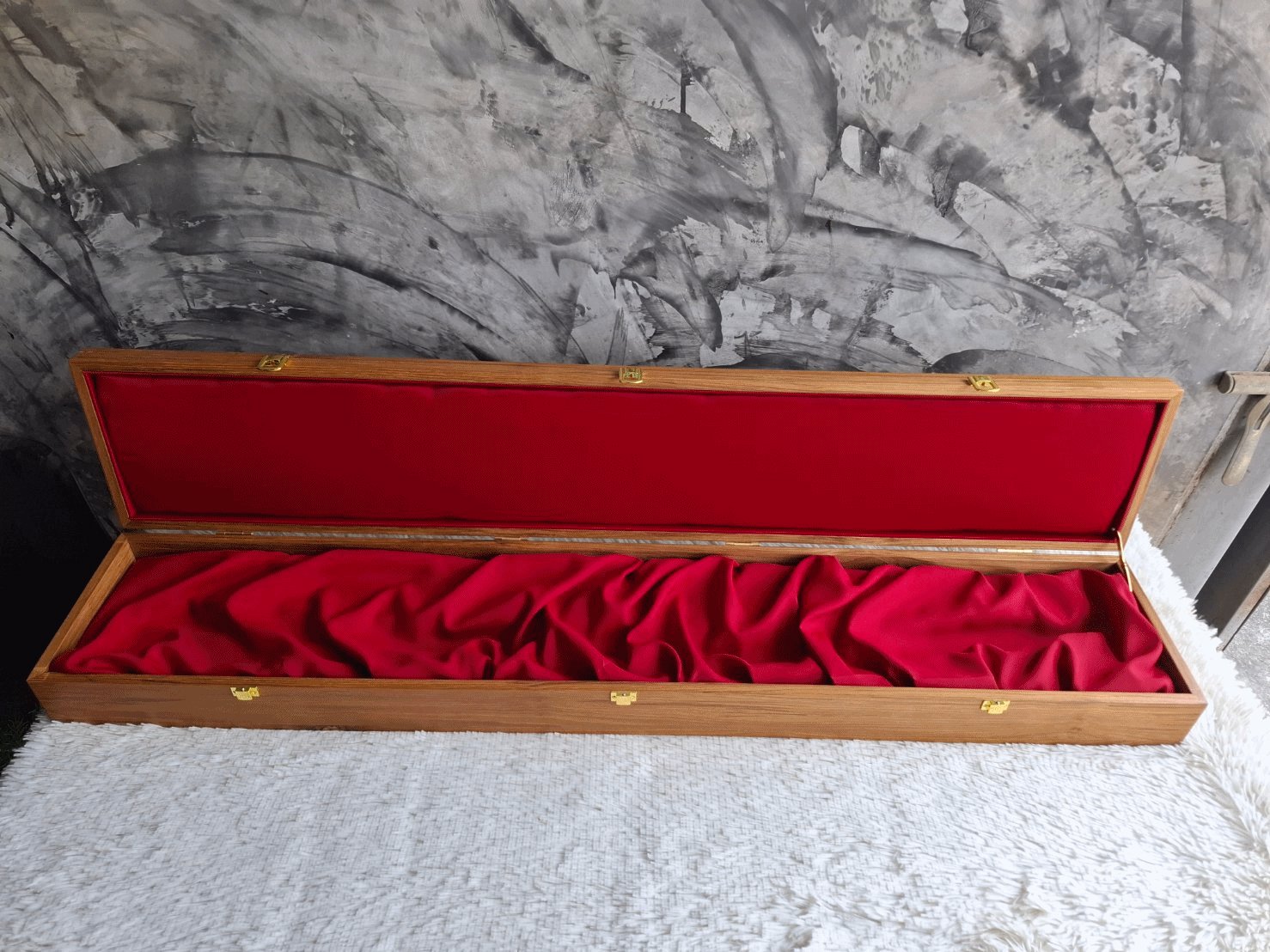 กล่องไม้ใส่ดาบ