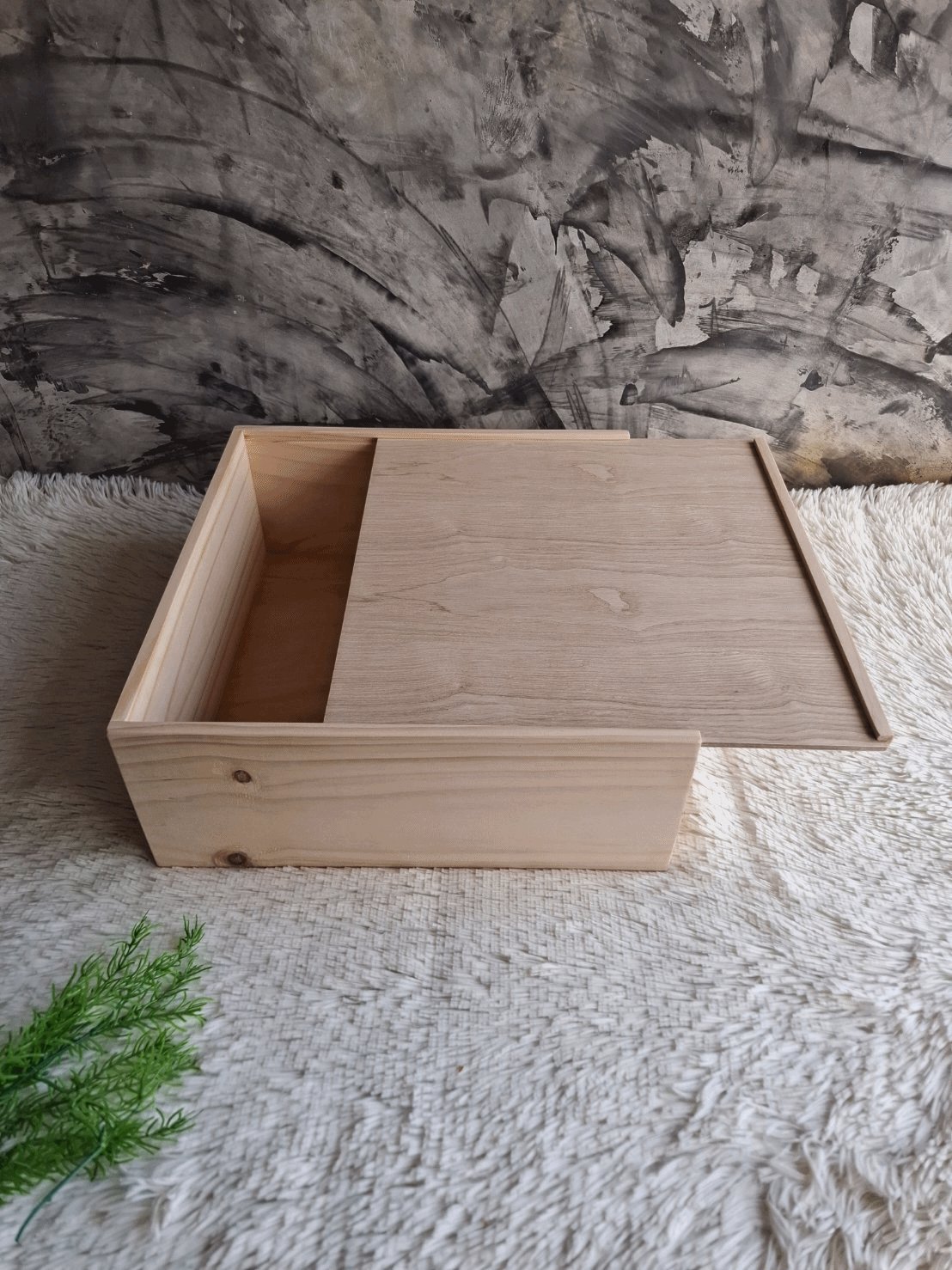 กล่องไม้สนแบบฝาสไลด์