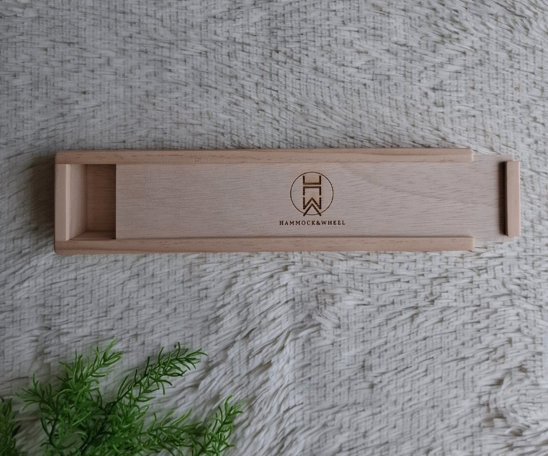 กล่องไม้ฝาสไลด์