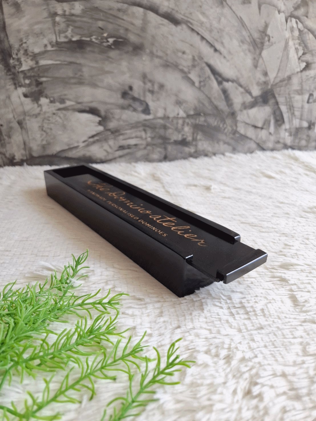 กล่องไม้ฝาสไลด์สีดำเงา