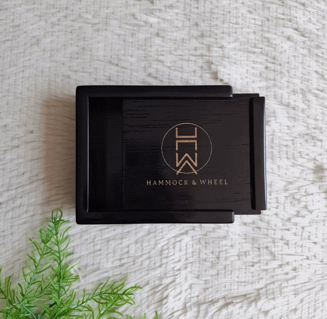 กล่องไม้ฝาสไลด์สีดำเงา