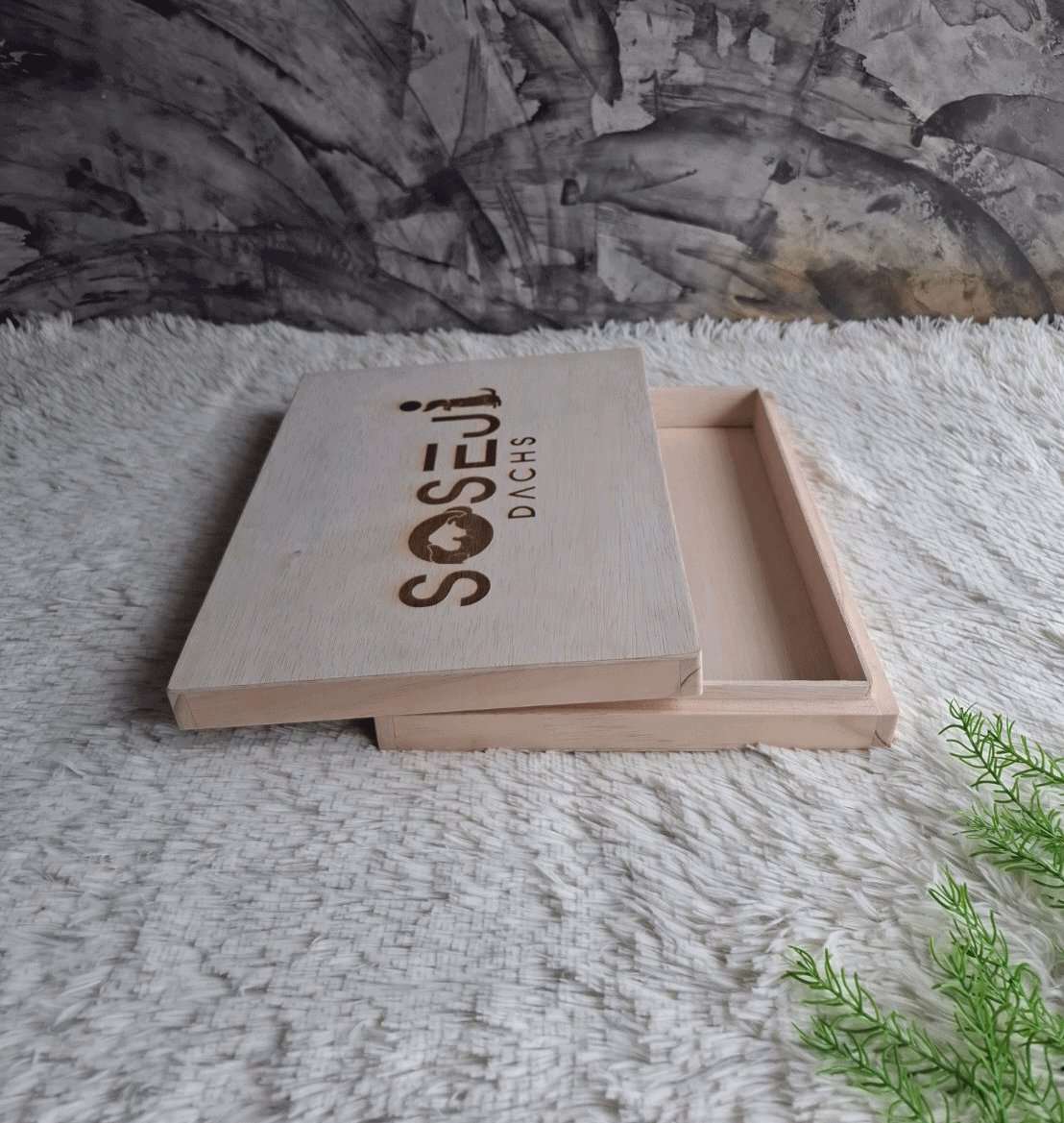 กล่องไม้สนฝาครอบ