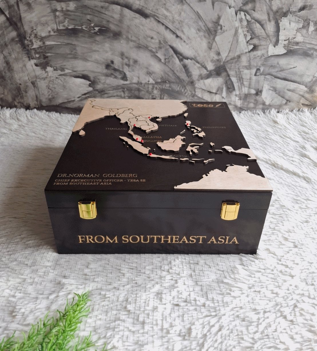 กล่องไม้ใส่ชุดชา