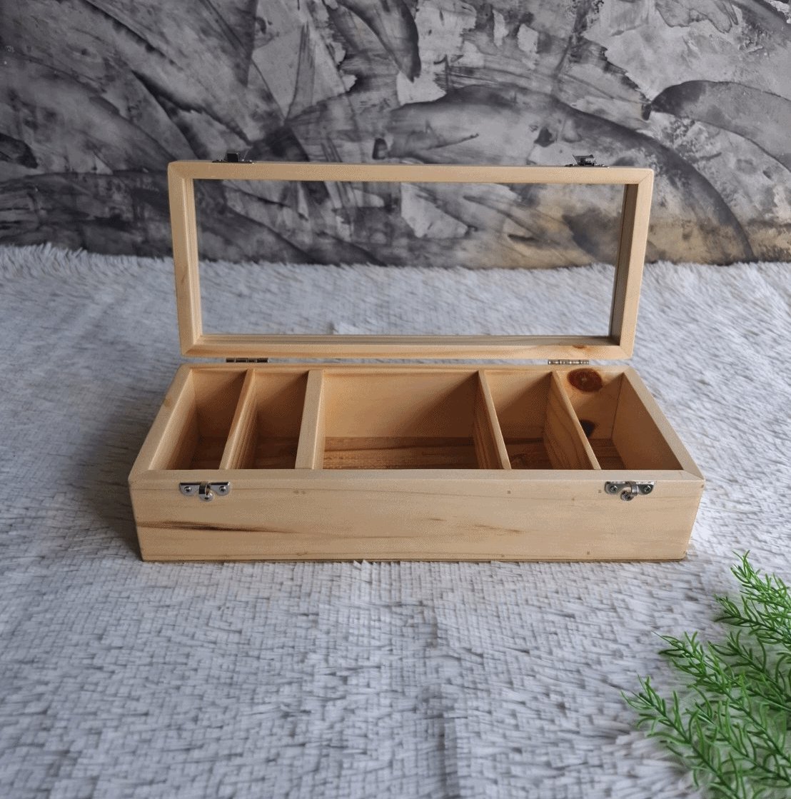 กล่องไม้ฝาอะคริลิคใส