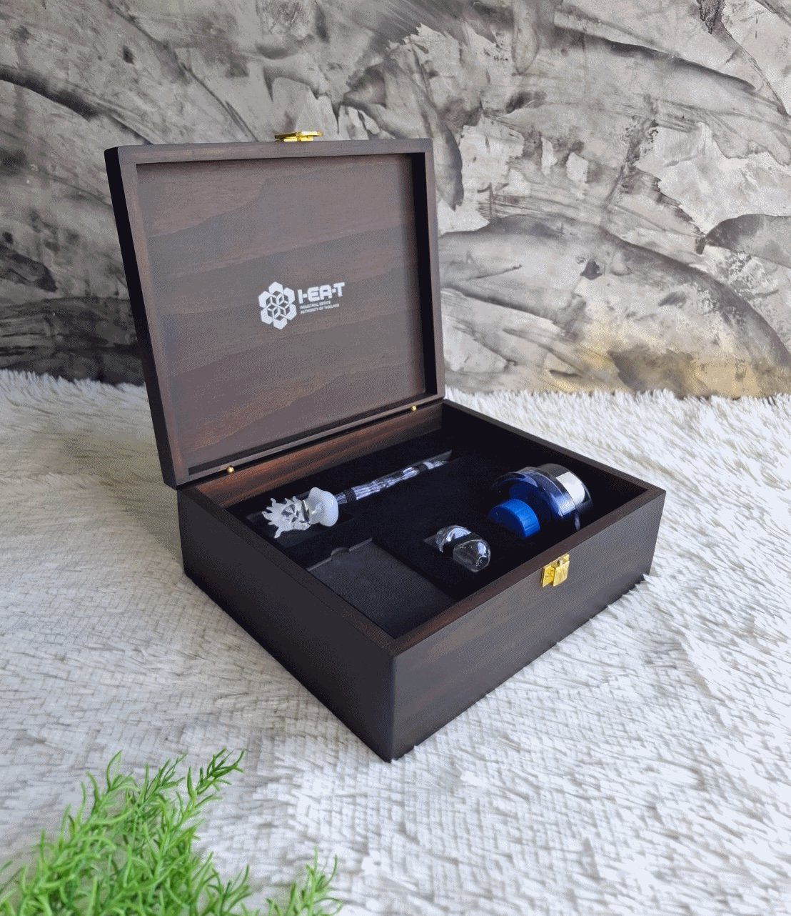 กล่องไม้ใส่ปากกา+น้ำหมึก