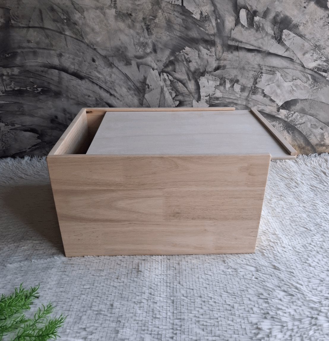 กล่องไม้ฝาสไลด์